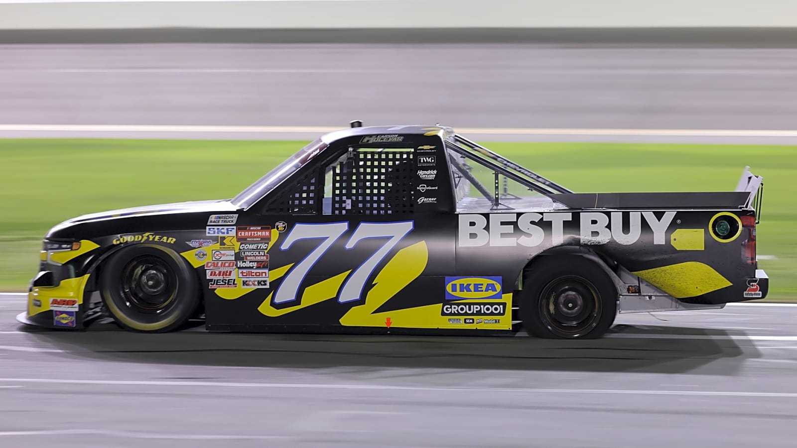 Carson Hocevar wins NASCAR Truck Series race at Texas in OT
