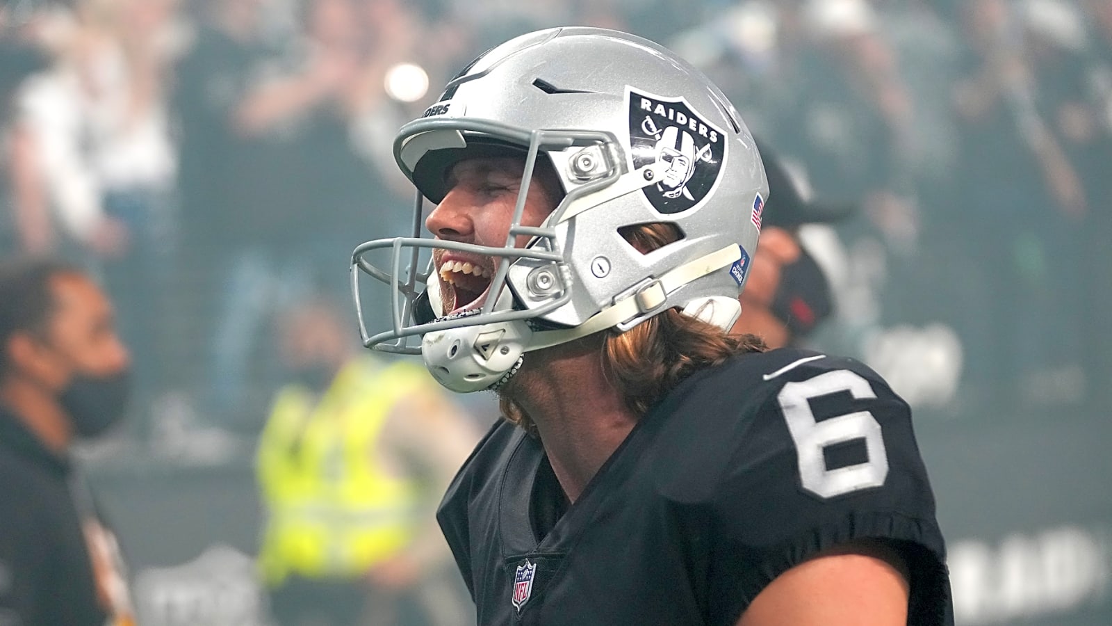 Why extending punter AJ Cole makes sense for the Raiders