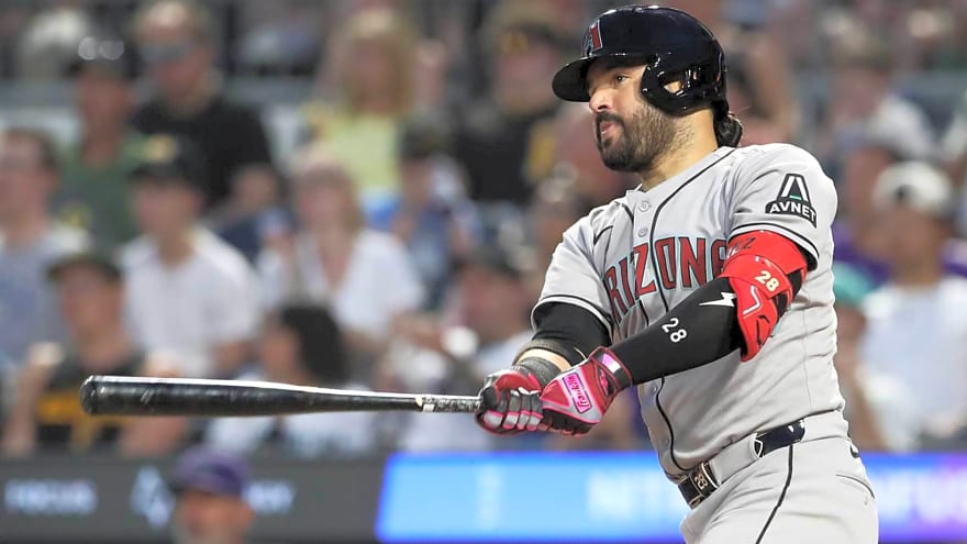 Diamondbacks’ Torey Lovullo addresses Eugenio Suarez injury amid trade rumors