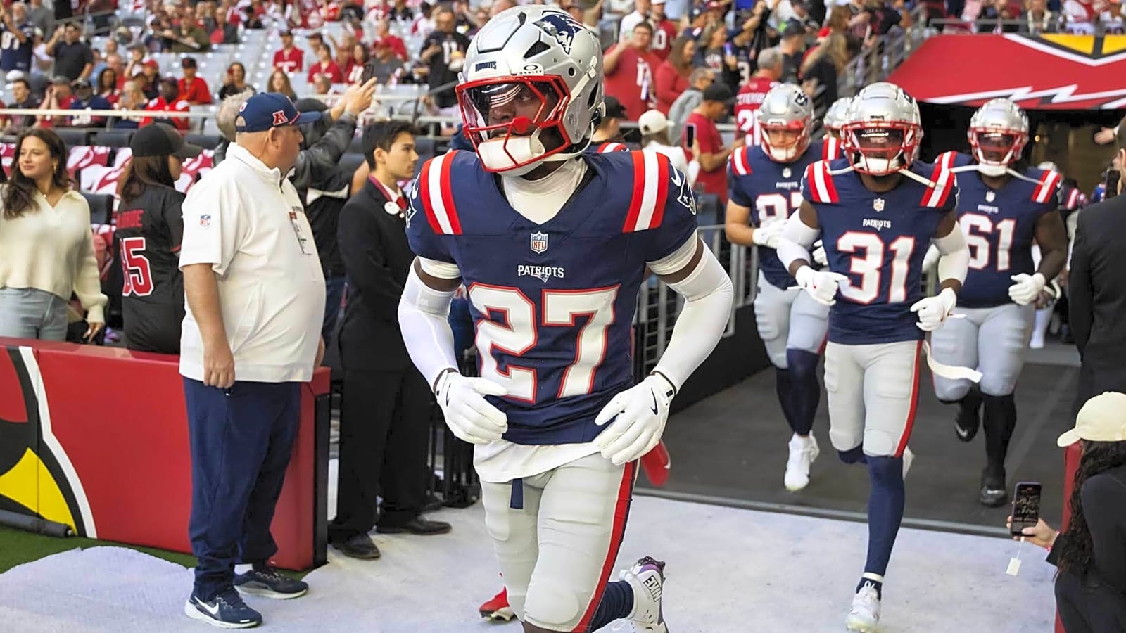 Patriots’ young defender officially diagnosed with torn ACL