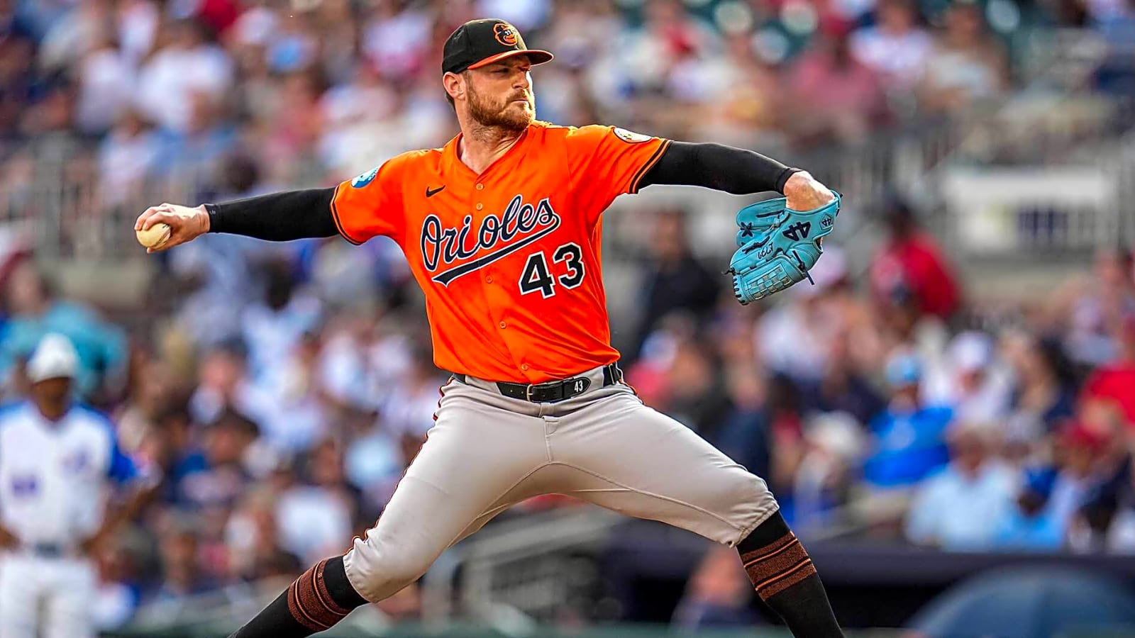 Rays, Orioles pull off reliever trade