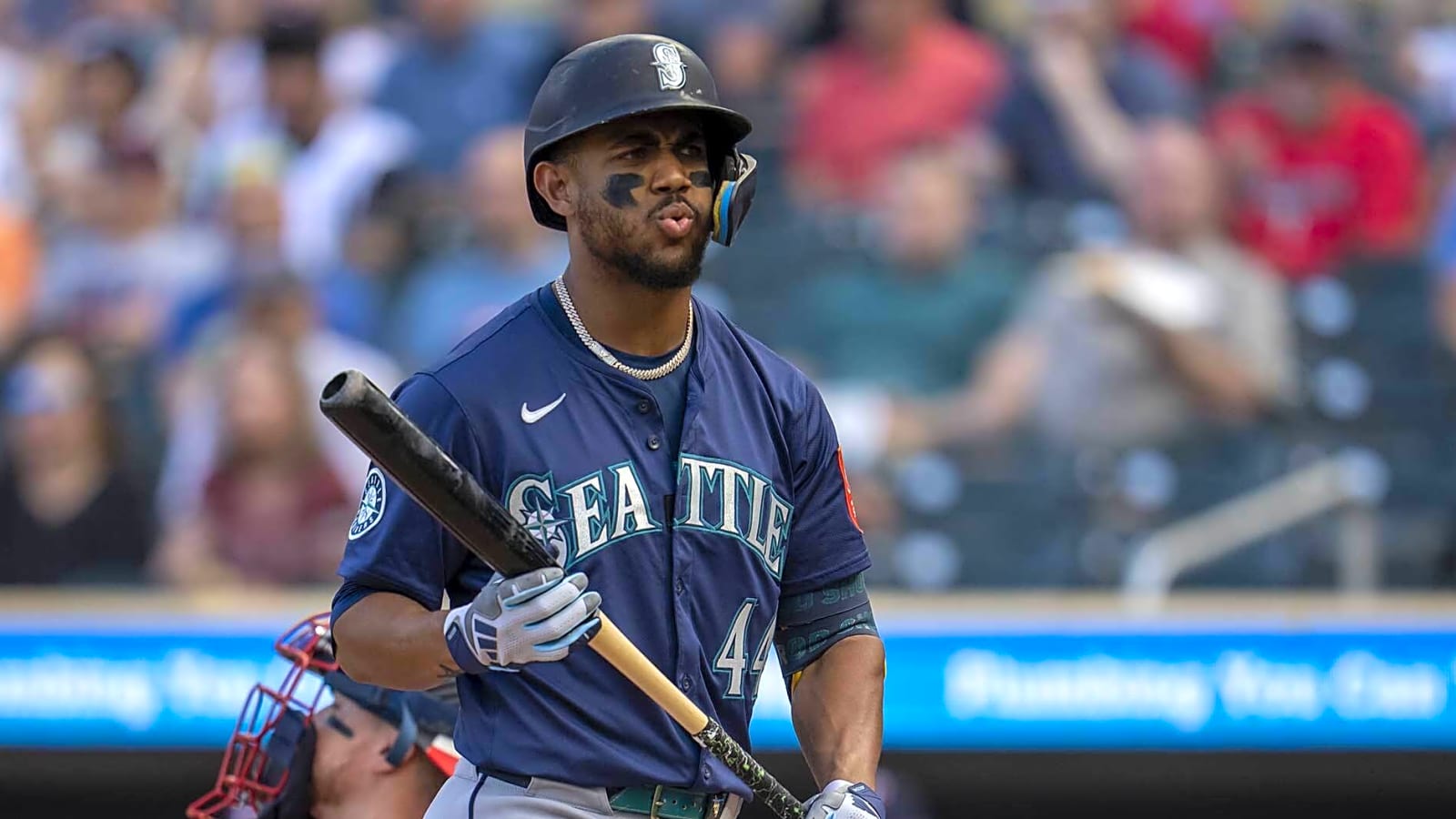 Mariners’ Julio Rodriguez launches 2nd deck homer vs. Twins