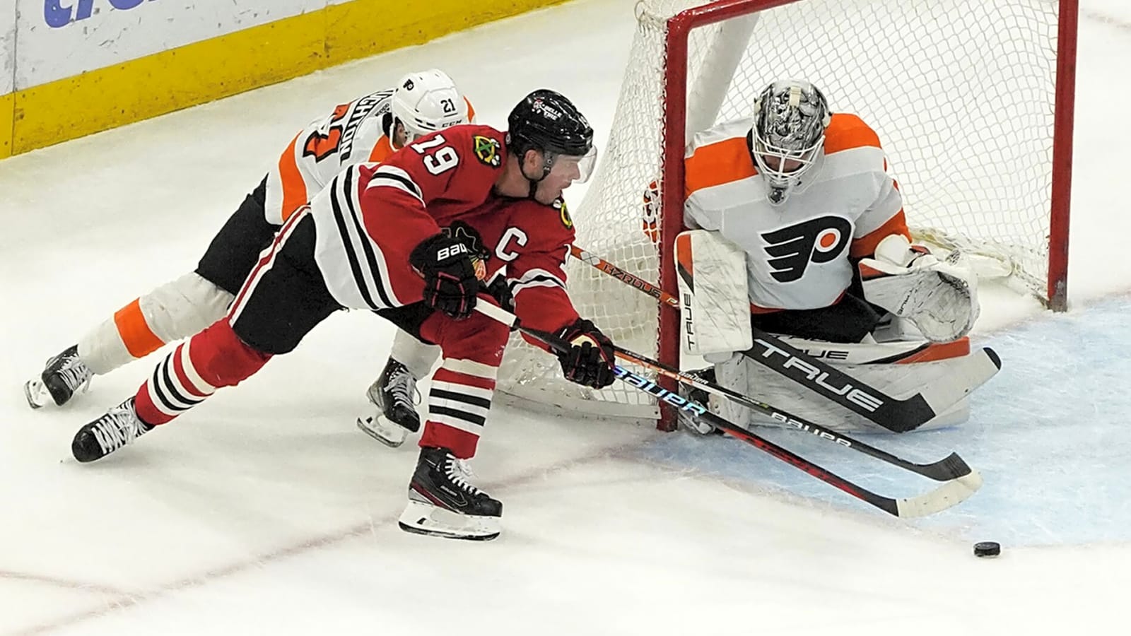 Avalanche rumors: Pierre LeBrun ‘wonders’ about Colorado as Jonathan Toews suitor