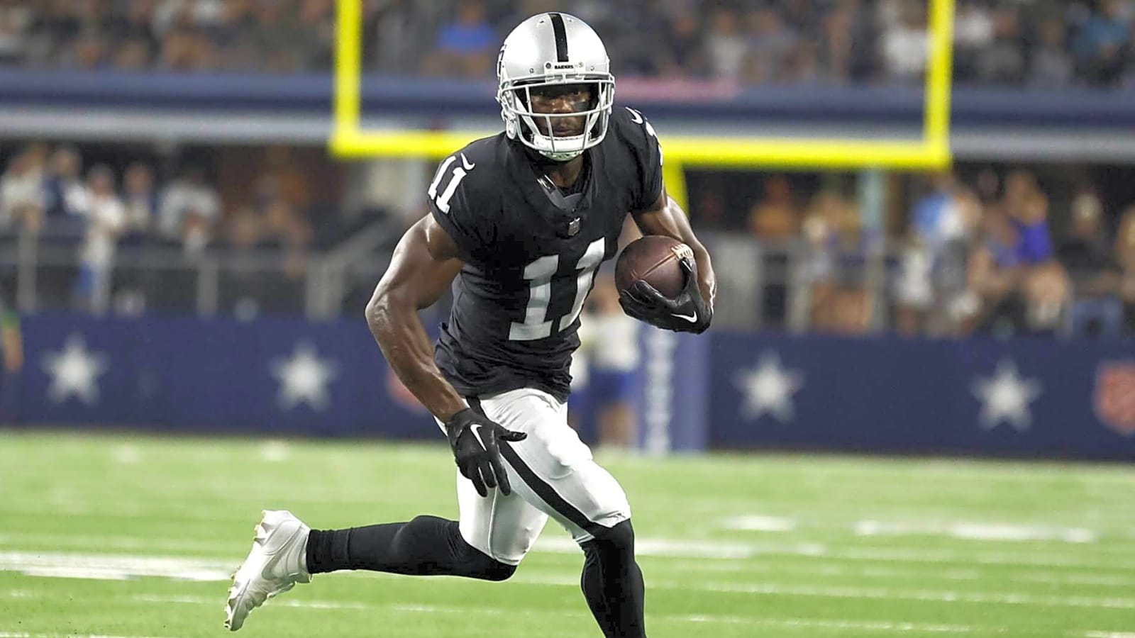 Raiders sign another veteran after Jamal Adams addition