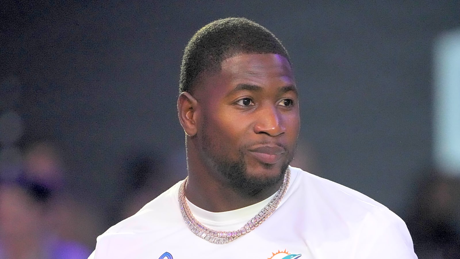 Dolphins, Steelers exploring a trade involving Pro Bowler