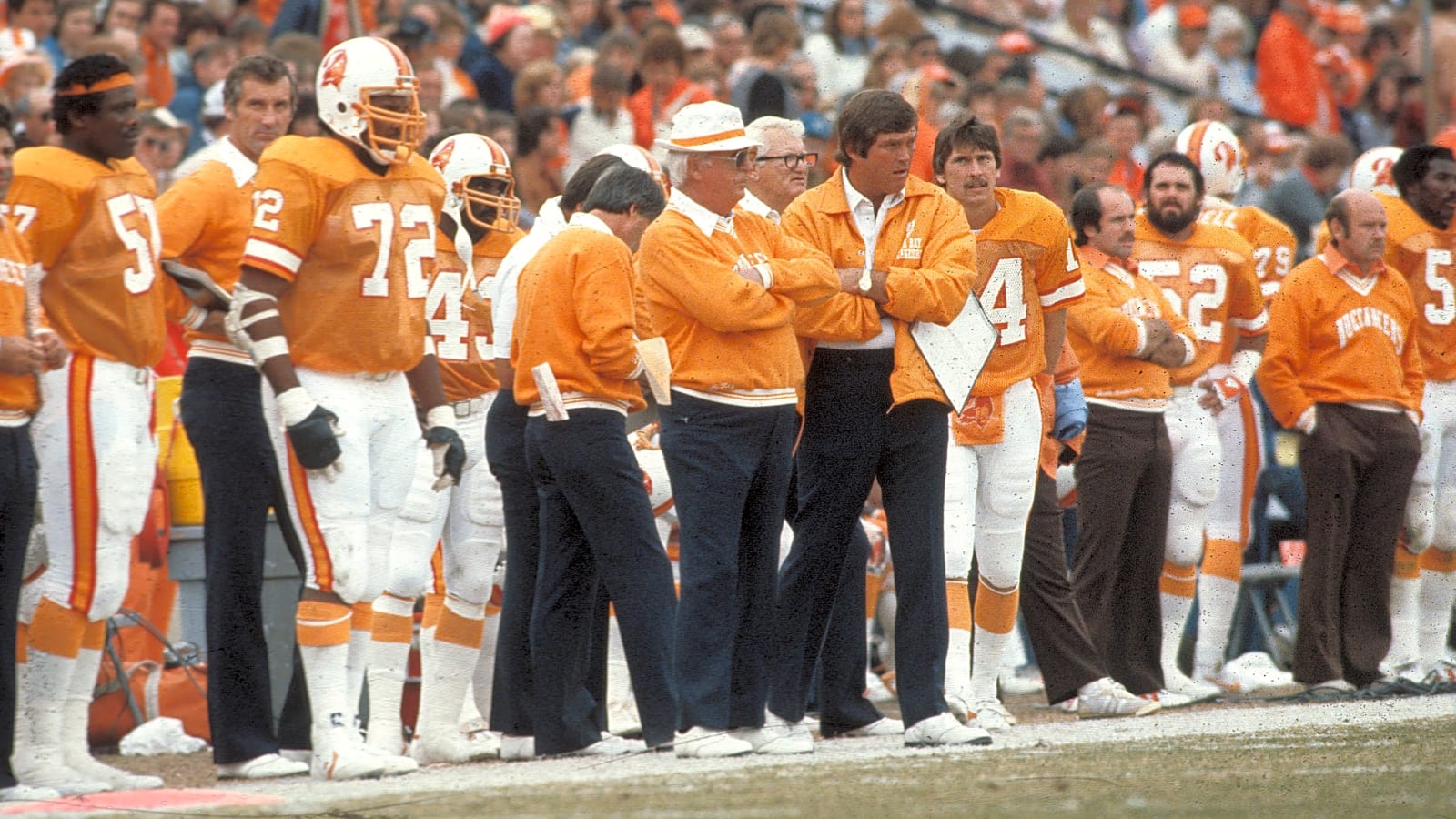 The best & worst all-time uniforms for all 32 NFL franchises