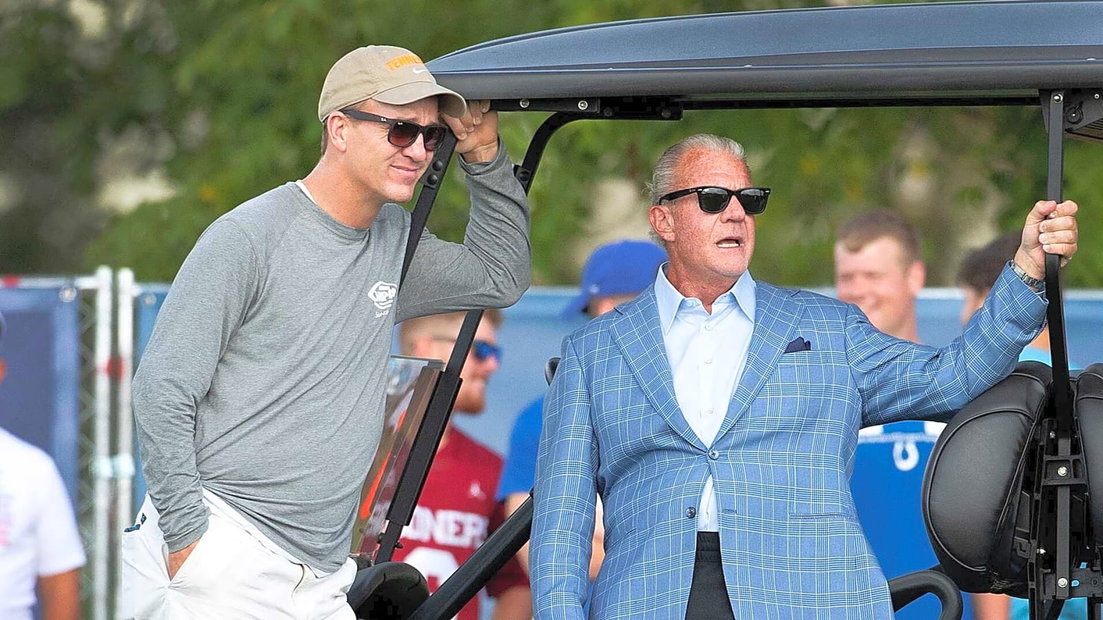 Peyton Manning issues statement reacting to Jim Irsay’s death