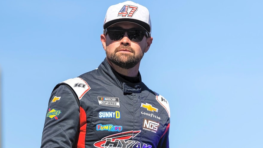 'Got Humbled Pretty Quick': Ricky Stenhouse Jr. Details Difficult Transition for O’Reilly Drivers to Cup Series