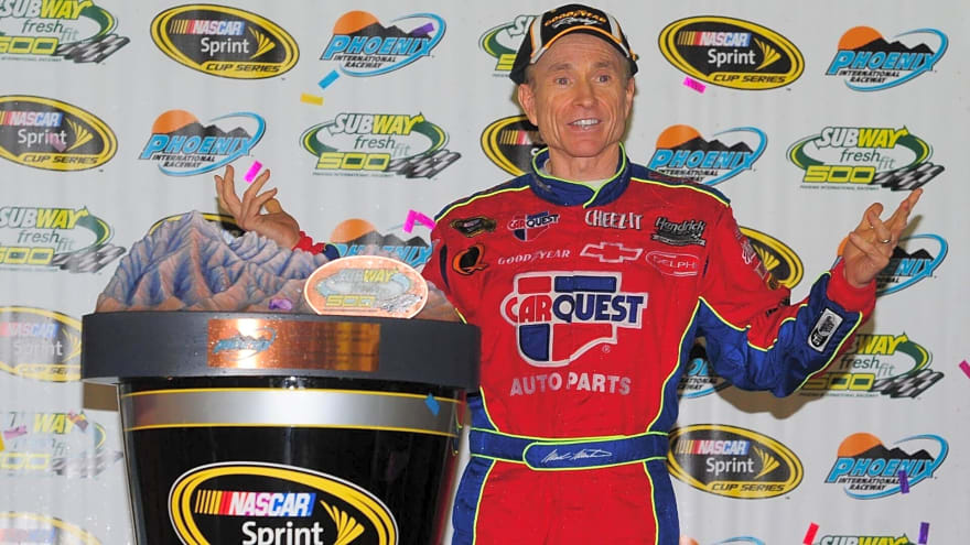Mark Martin Considers Phoenix Win In Comeback Year With Rick Hendrick the Most Favorite Victory of His Career
