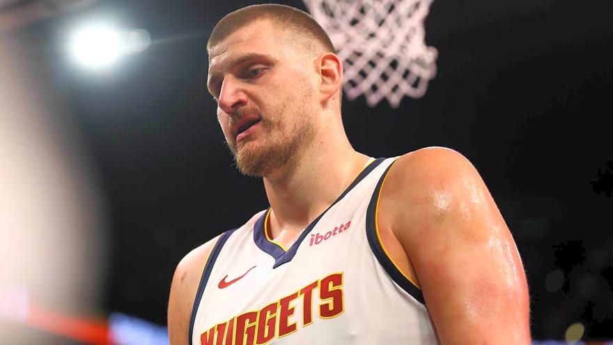 Nuggets’ Nikola Jokic is 1 of 1 after wicked game in win over Suns