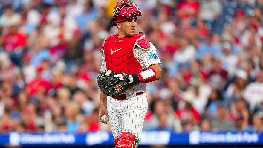 Phillies’ JT Realmuto gets positive update on concerning foot injury