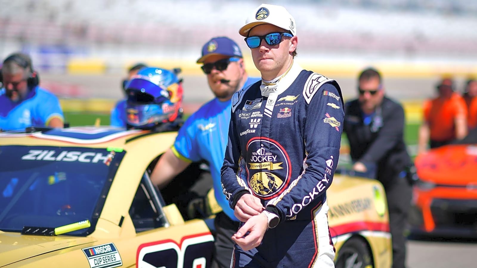 Connor Zilisch Describes How ‘Letting Go’ Can Often Mean the Key to Success at Martinsville