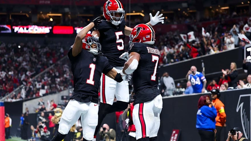 NFL receiver becomes third highest-paid after Falcons deal