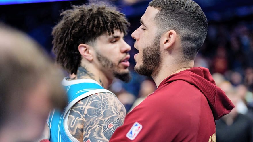 'Got to teach that boy': LaMelo Ball responds to Lonzo accusing him of travel on Wolves debut