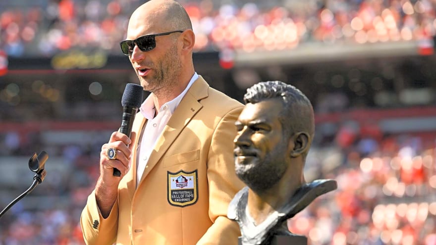 Joe Thomas reveals why he turned down Peyton Manning and refused to leave the Browns