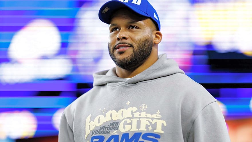 NFL fans all feel the same about Aaron Donald’s Rams return after Myles Garrett trade