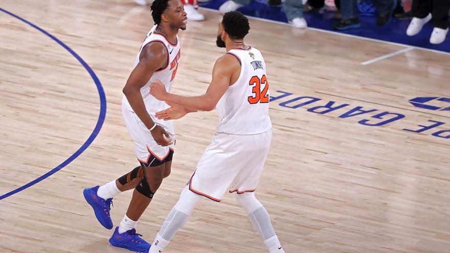 Mike Brown explains new roles for Karl Anthony-Towns and OG Anunoby in the Knicks offense