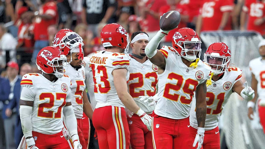 Three reasons why ‘it’s all coming together’ for the Kansas City Chiefs, according to Damien Harris