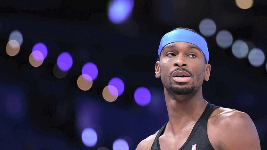 Shai Gilgeous-Alexander works on new shot in practice after NBA push-off rule change