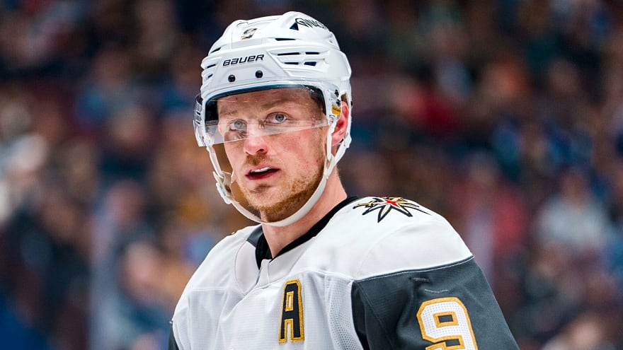 Golden Knights to sign star center to eight-year extension