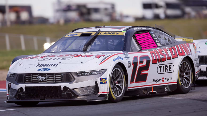 NASCAR YellaWood 500 preview: Favorite, underdog, top storylines