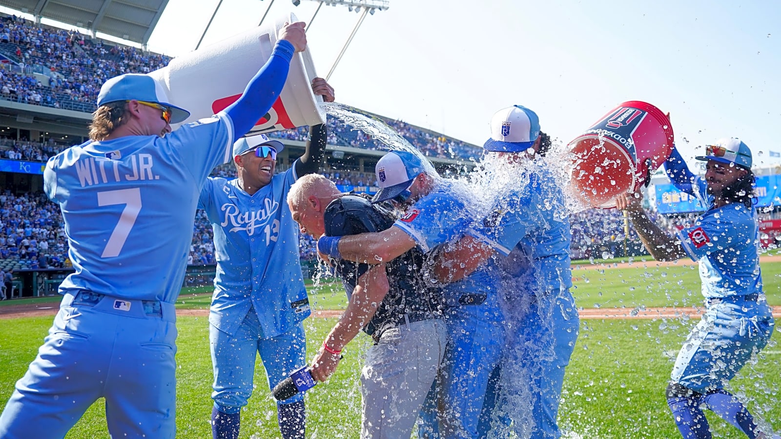 Royals deserve credit for making more effort than most small-market teams