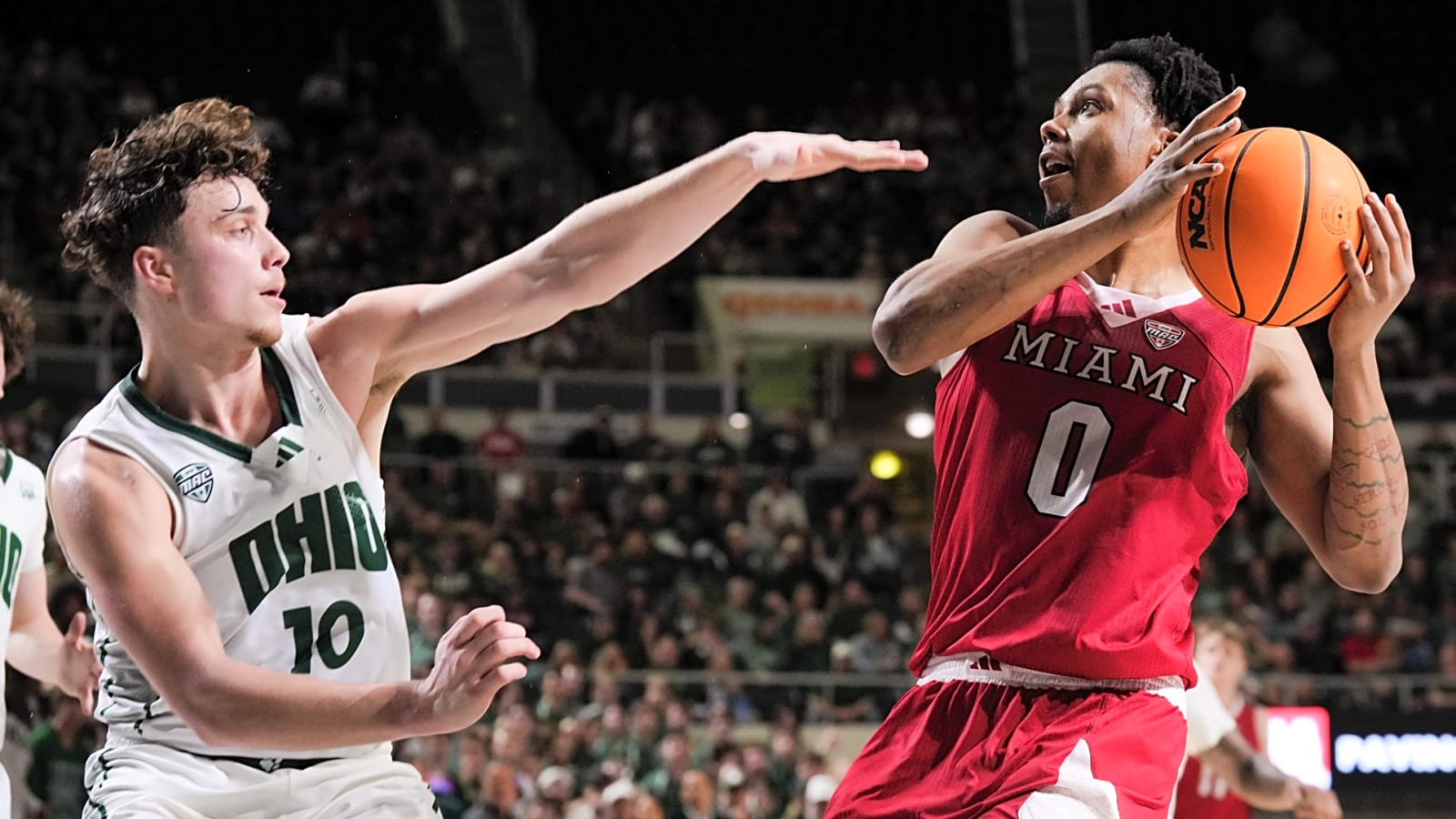 Miami (Ohio) completes perfect regular season