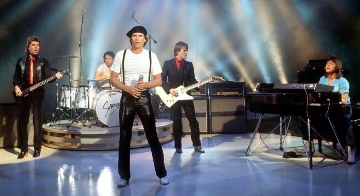 Survivor (Dave Bickler vs. Jimi Jamison)