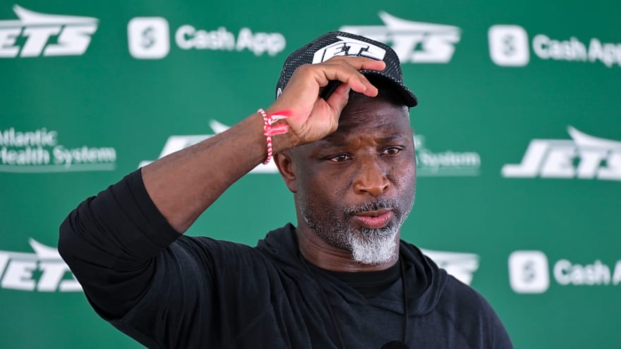 Jets' Glenn already getting a taste of the New York roller coaster
