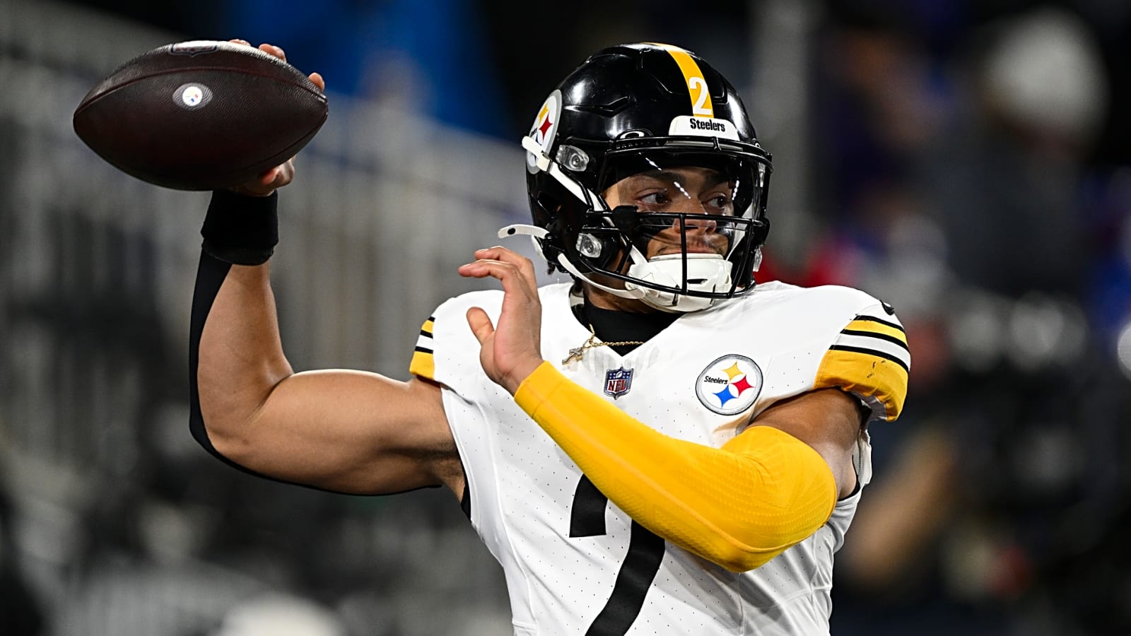 Analyst shares worrisome stats regarding Jets' Justin Fields
