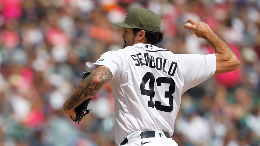 Blue Jays add Connor Seabold to active roster, Chase Lee optioned to Triple-A Buffalo