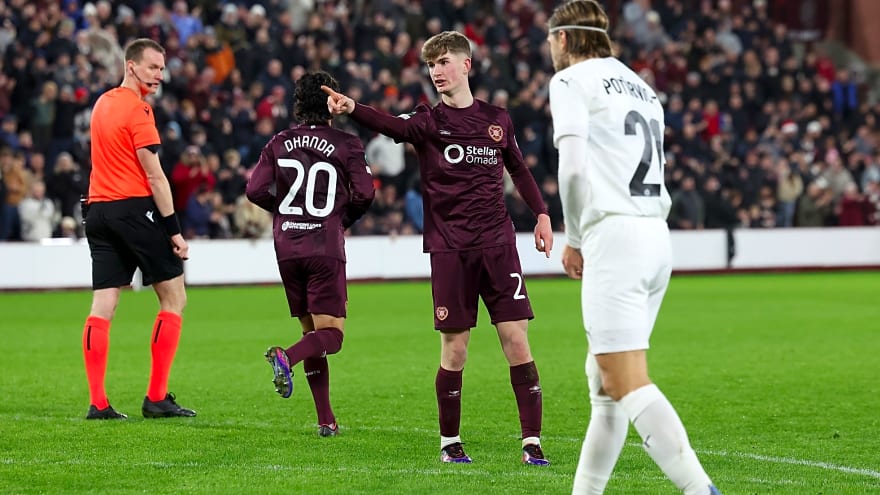 Romano confirms Arsenal involved in club to club negotiations to sign striker