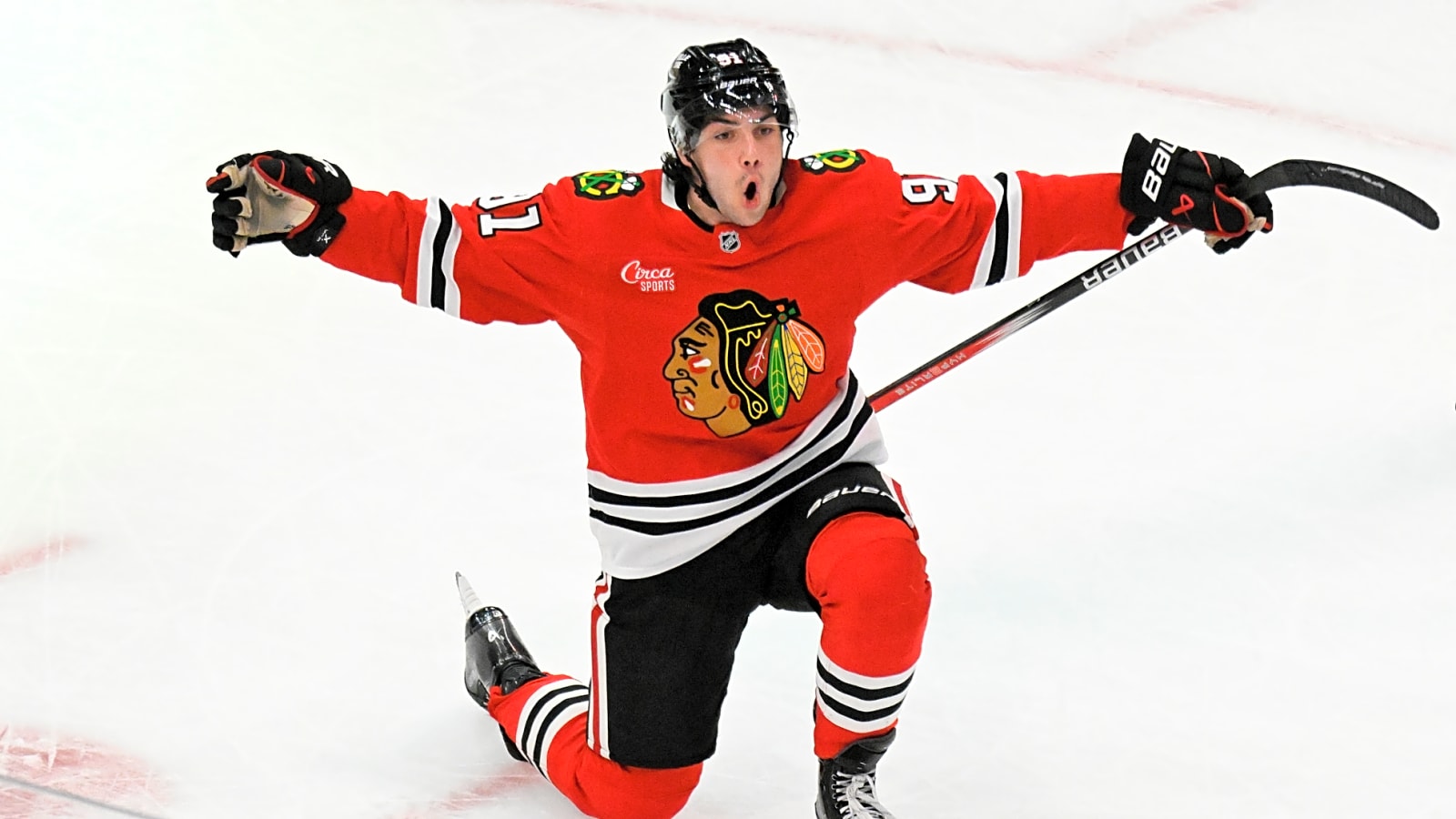 Blackhawks sign Frank Nazar to seven-year extension
