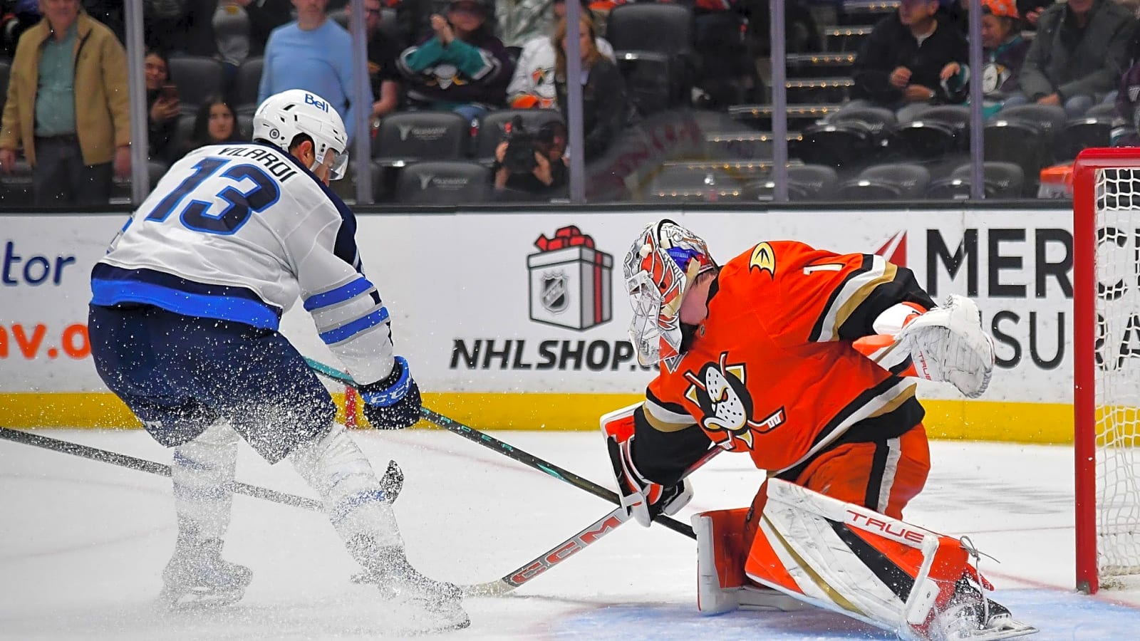 Dostal, Vilardi, Robertson among 11 players to elect for salary arbitration
