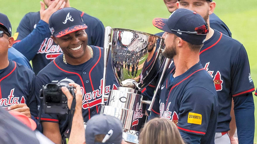 Braves hang on to beat Reds in MLB Speedway Classic at Bristol