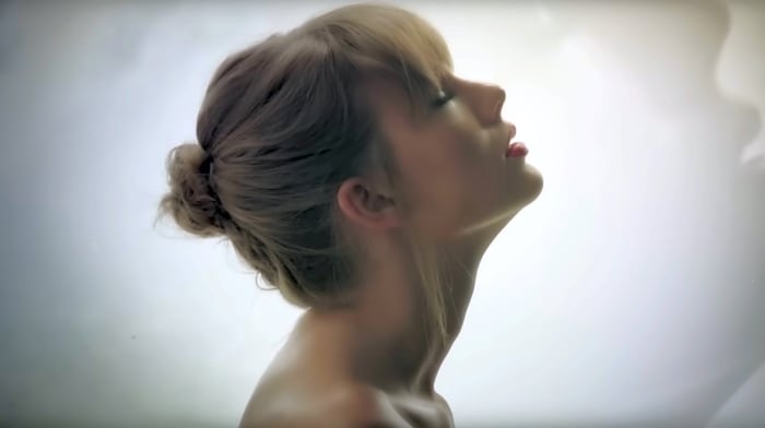 Can you create the perfect Taylor Swift playlist? We gave it a try!