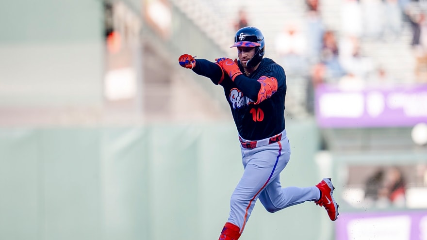 Buy or Sell: Fantasy Baseball Roster Trends