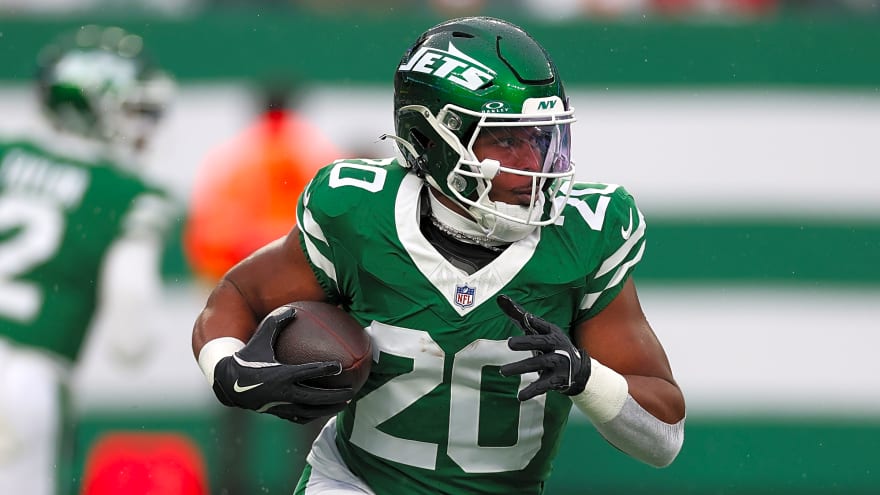 Jets agree to new deal with RB Breece Hall