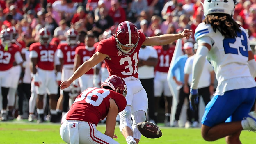 Alabama starting CB fires back at Tide fans for booing kicker