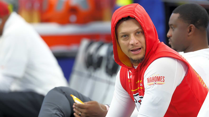 Patrick Mahomes Confronts Playoff Reality in Loss to the Cowboys