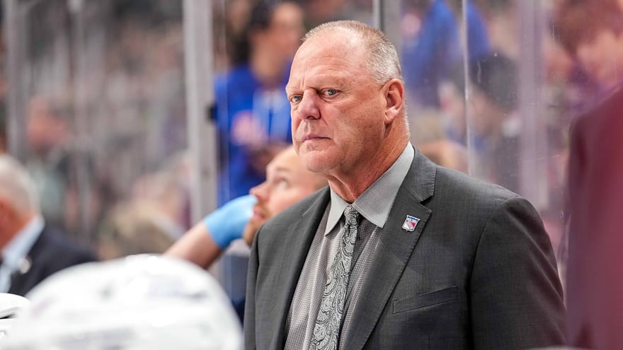 Report: Former NHL coach Gerard Gallant leaves KHL team due to illness