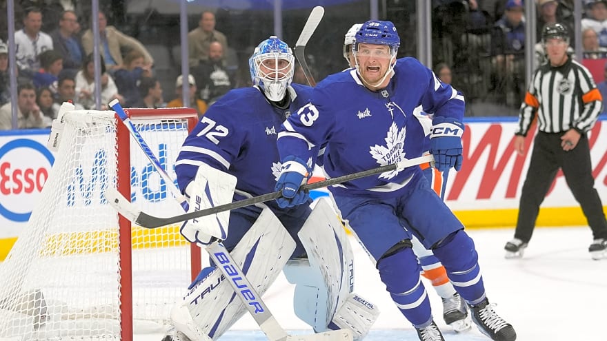 The Maple Leafs’ $10.75 Million Goaltending Gamble Is Already Blowing Up