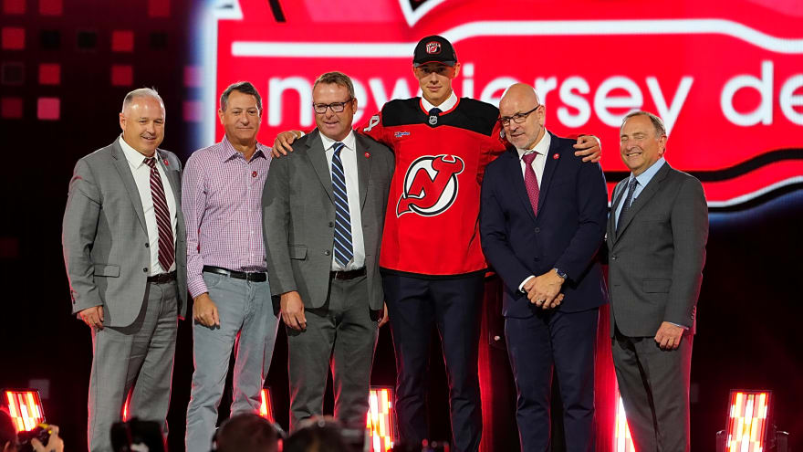 Devils sign top defensive prospect Anton Silayev to entry-level contract