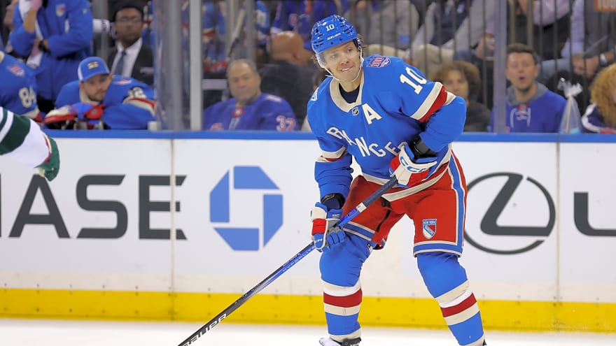 Rangers’ Bold Approach to a Panarin Trade Makes Timing Critical