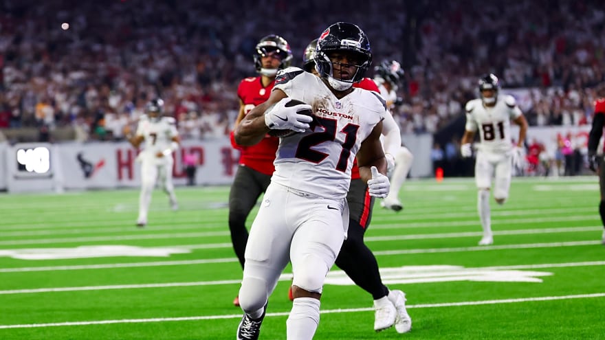 Browns Unlikely To Express Interest In Free Agent RB Nick Chubb?