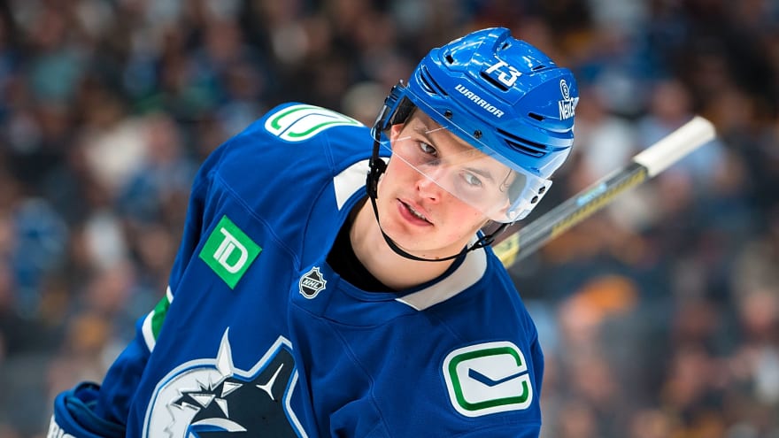 Canucks Shopping Lukas Reichel After Rocky Start and Recent Signing