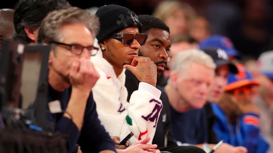 Barcelona receive Marcus Rashford injury boost ahead of Chelsea game