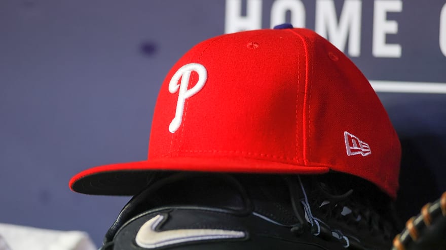 Phillies to acquire Yoniel Curet