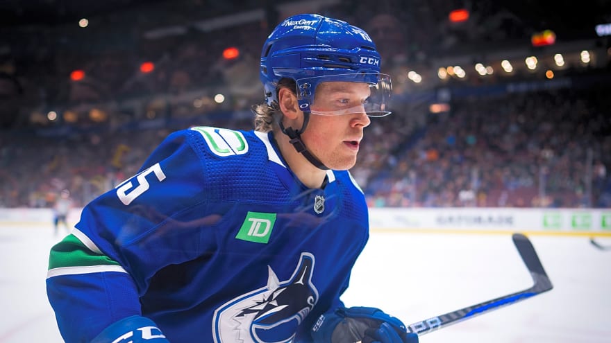 Detroit Red Wings Trim Roster to 28