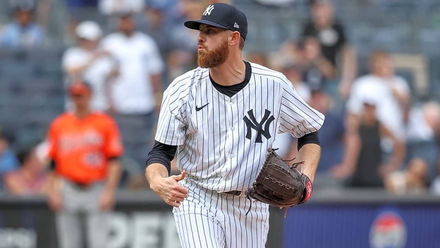 Yankees Re-Sign Paul Blackburn